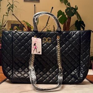 Gilda Paris Large Elegant Black Quilted Women's Bag NWT